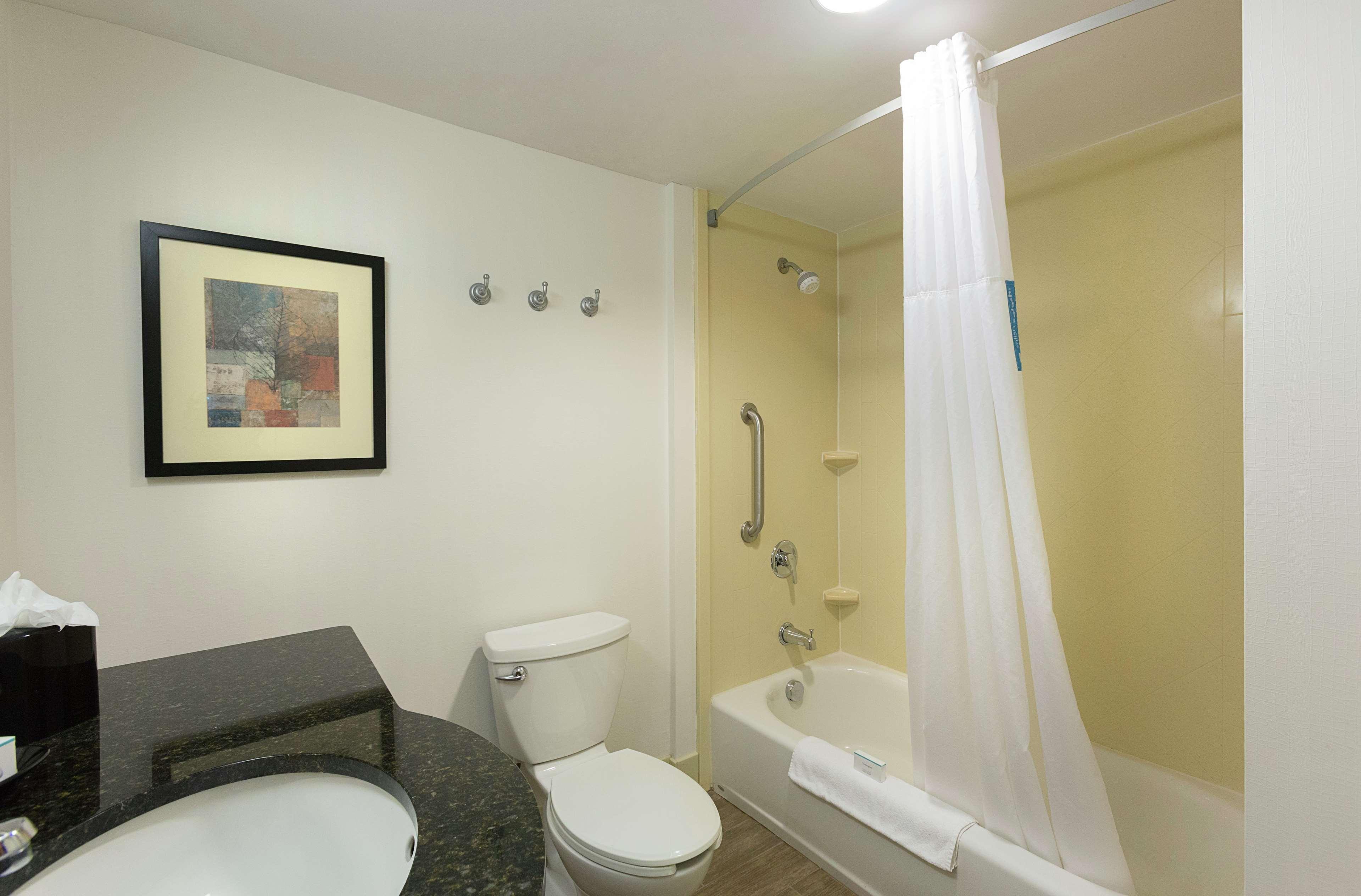 Hampton Inn Belmont At Montcross Kültér fotó