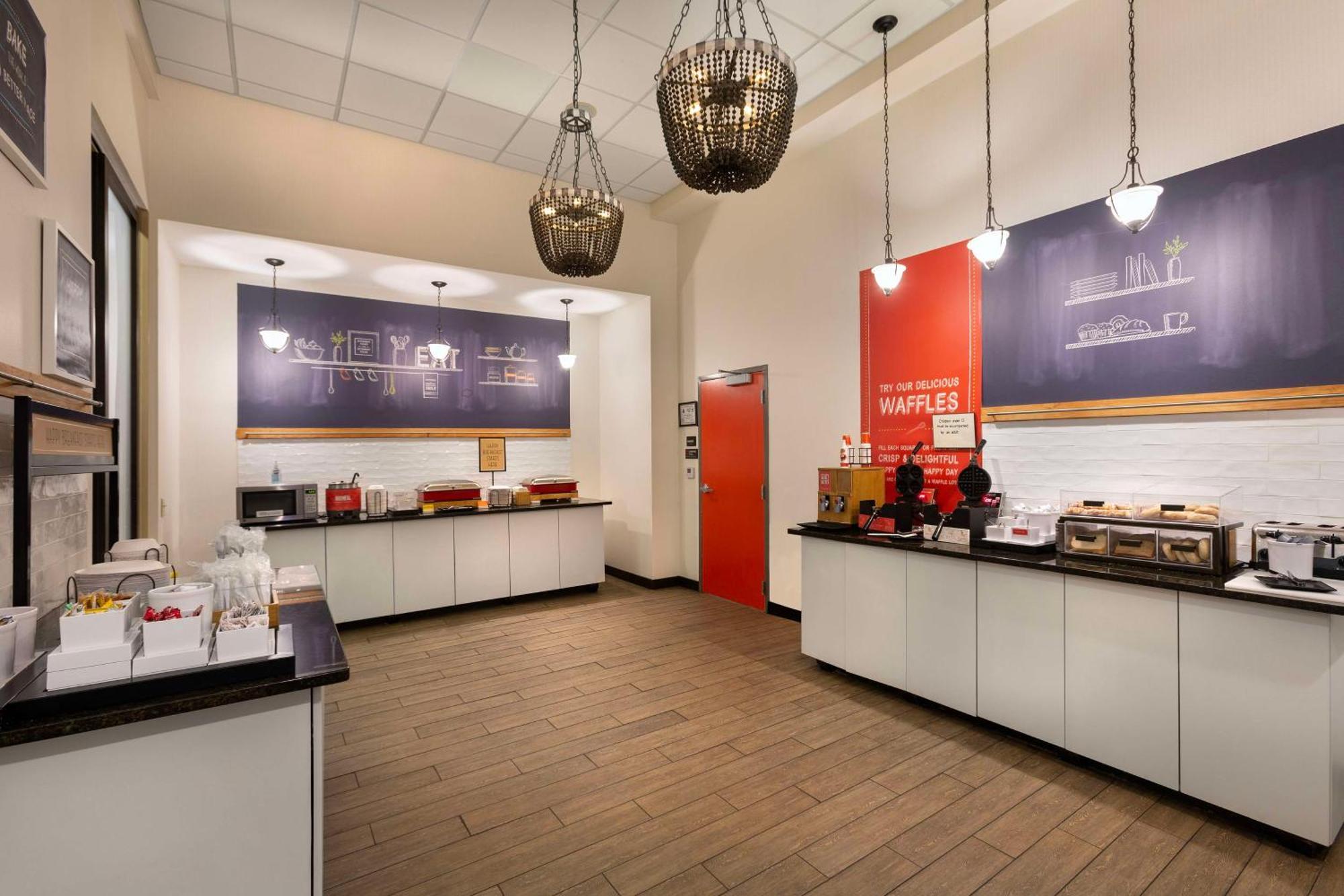 Hampton Inn Belmont At Montcross Kültér fotó